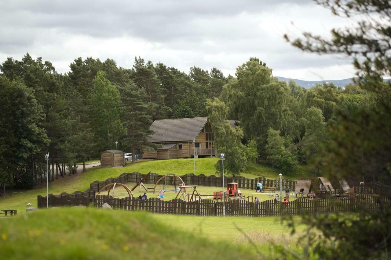 Macdonald Woodland Lodges At Macdonald Aviemore Resort Exterior photo