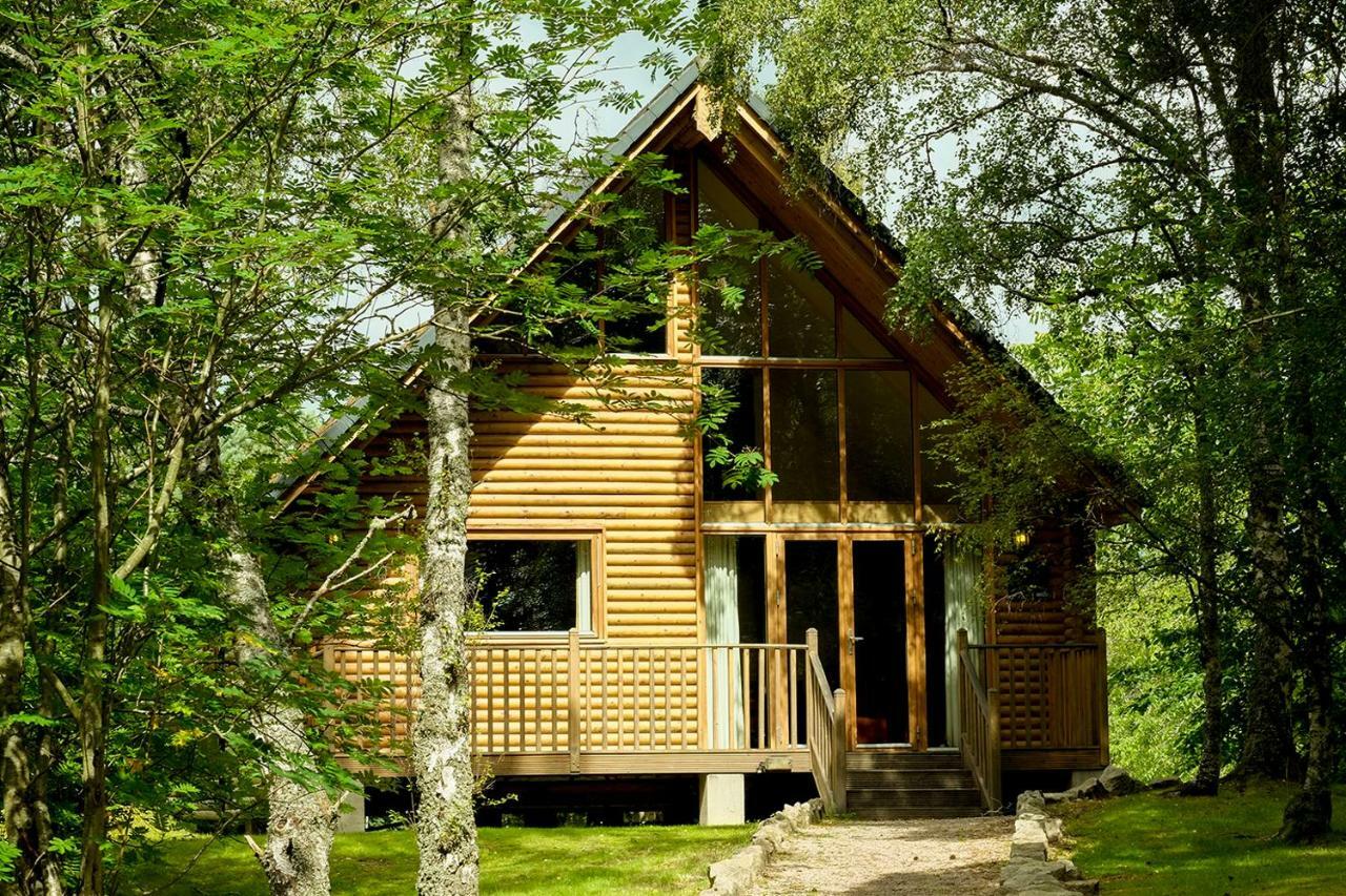 Macdonald Woodland Lodges At Macdonald Aviemore Resort Exterior photo